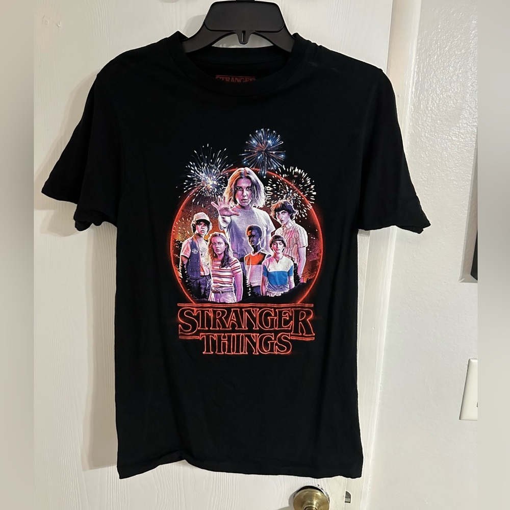 Stranger things mens T-shirt. Size small.